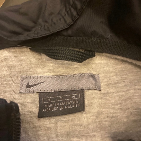 Nike vintage striped jacket - Picture 2 of 3